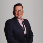 Decore.Casa Cortinas Conquista o Prêmio Valor Empresarial 2025 e Inspira com Sua Trajetória de Superação